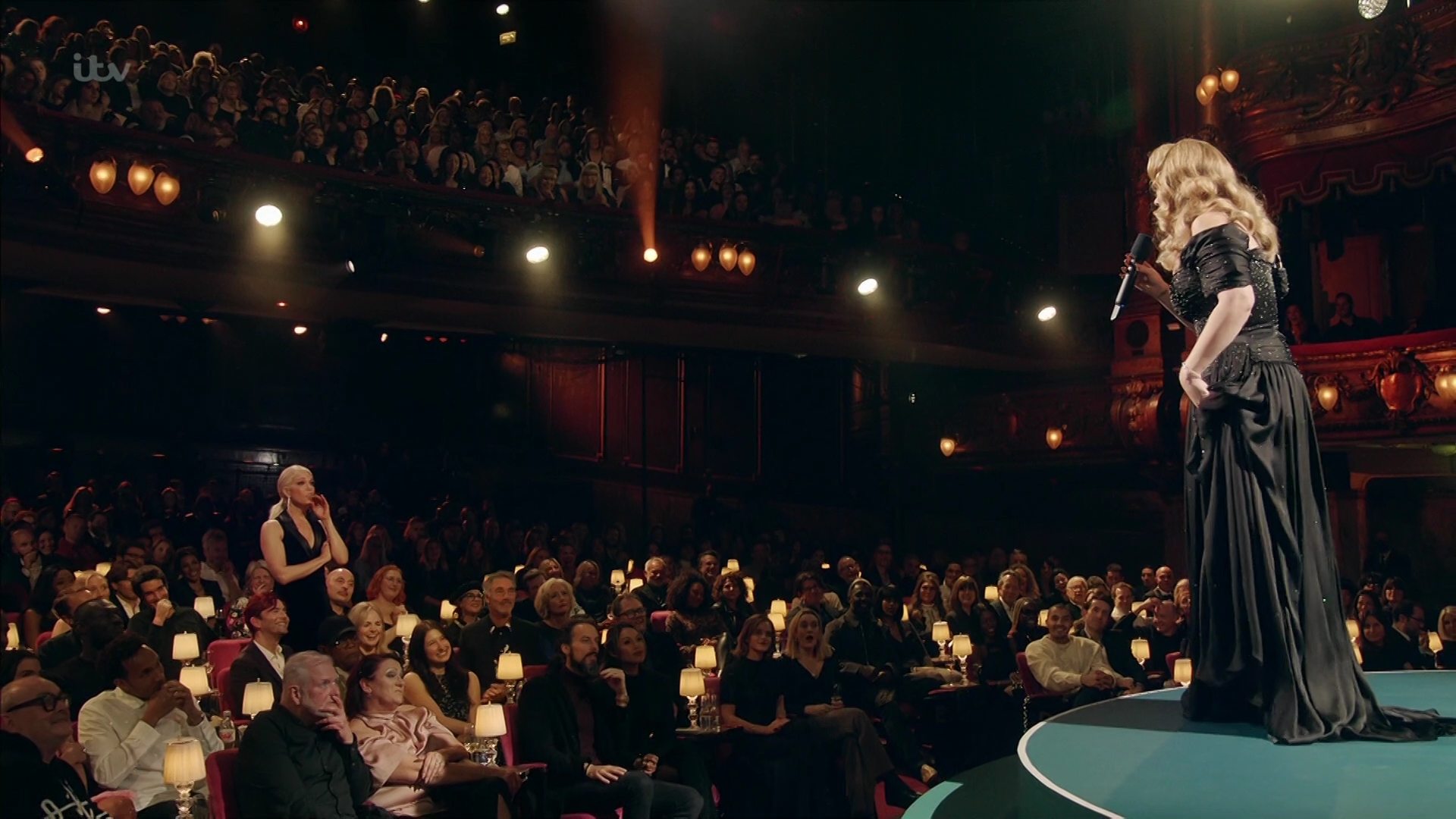 EmmaWatsonFan-dot-nl_AnAudiencewithAdele1557.jpg EmmaWatsonFan-dot-nl_AnAudiencewithAdele1557.jpg