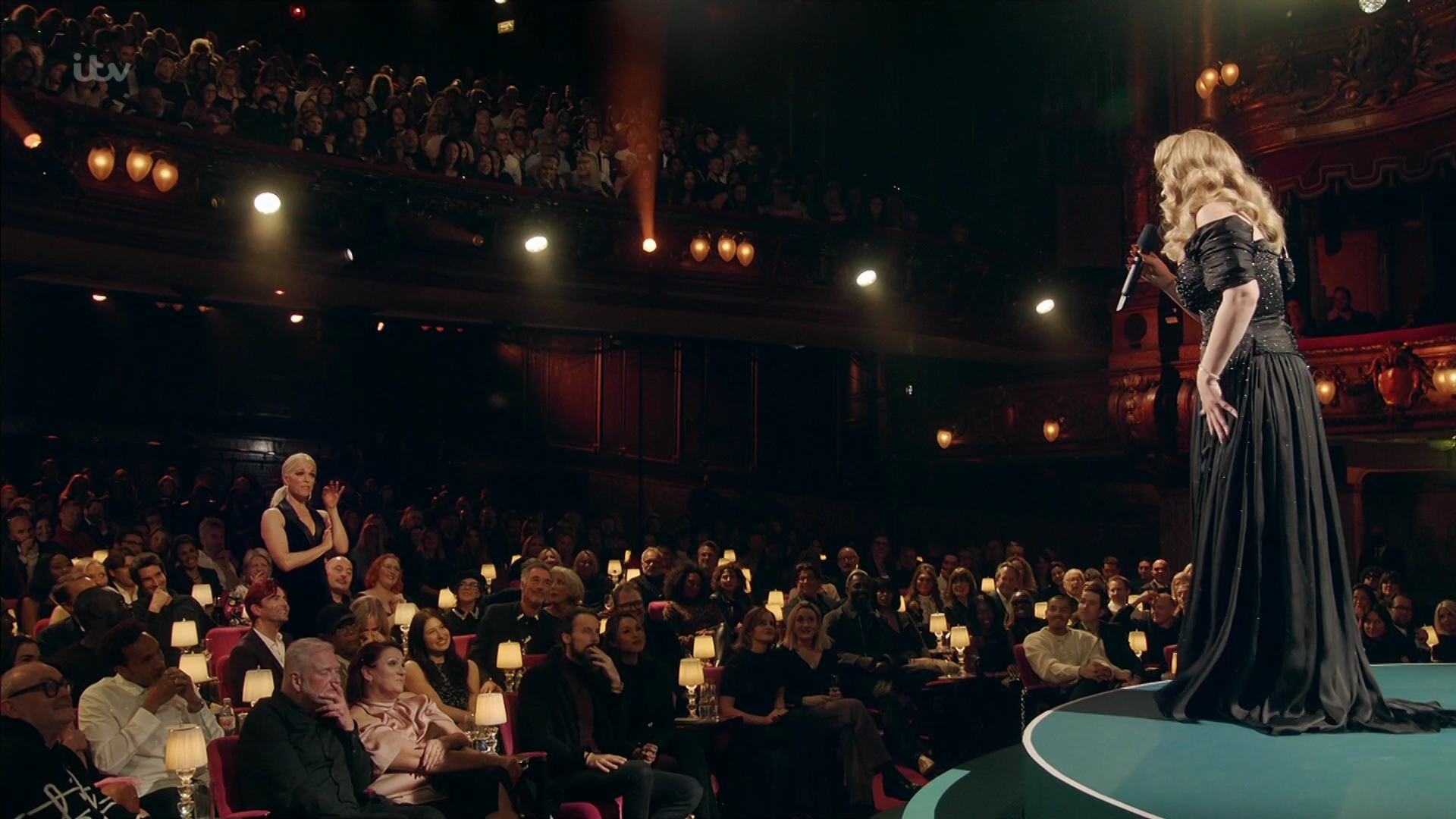 EmmaWatsonFan-dot-nl_AnAudiencewithAdele1558.jpg EmmaWatsonFan-dot-nl_AnAudiencewithAdele1558.jpg