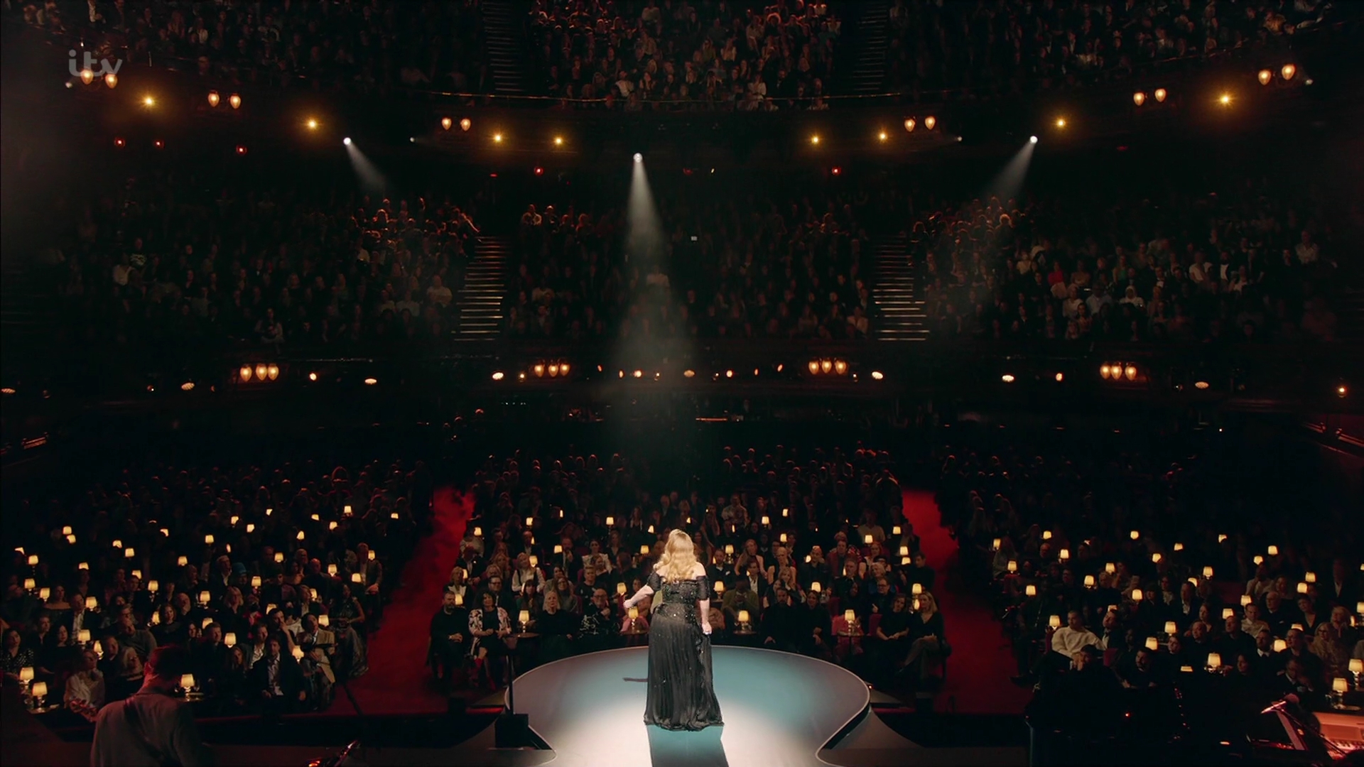 EmmaWatsonFan-dot-nl_AnAudiencewithAdele1878.jpg EmmaWatsonFan-dot-nl_AnAudiencewithAdele1878.jpg