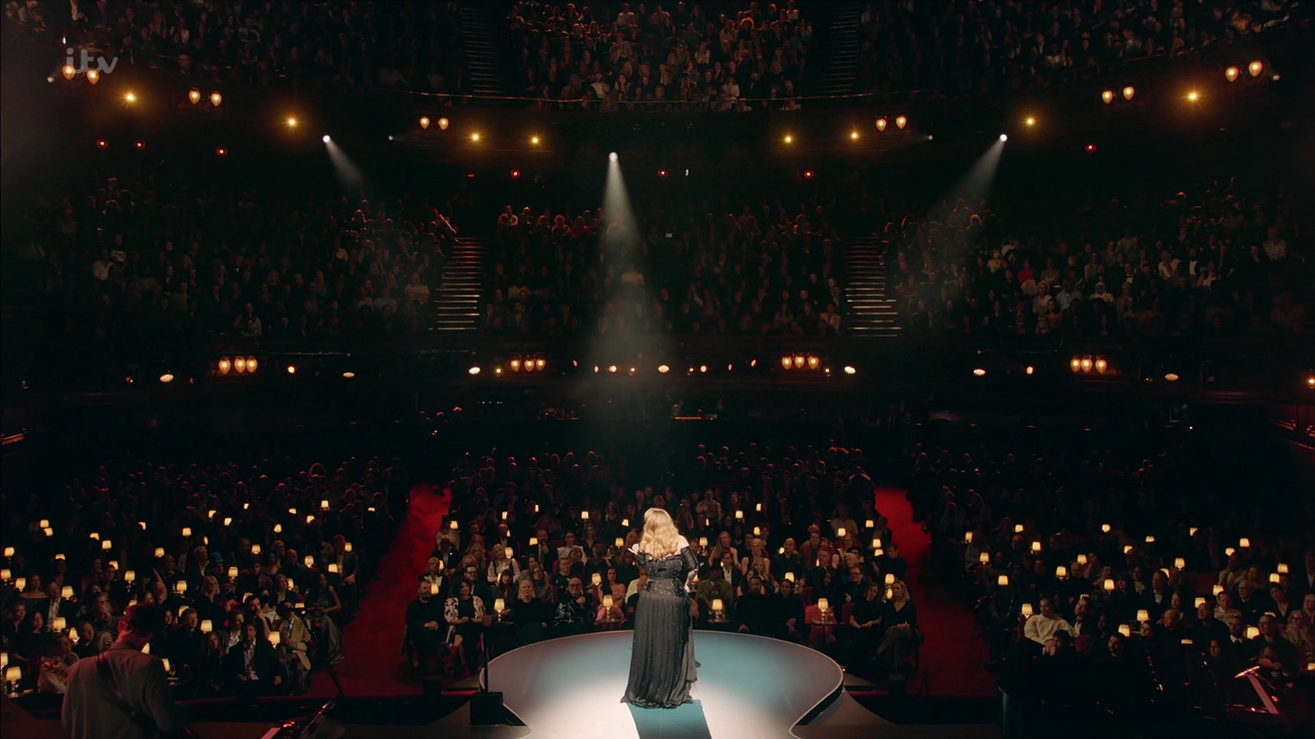 EmmaWatsonFan-dot-nl_AnAudiencewithAdele1879.jpg EmmaWatsonFan-dot-nl_AnAudiencewithAdele1879.jpg