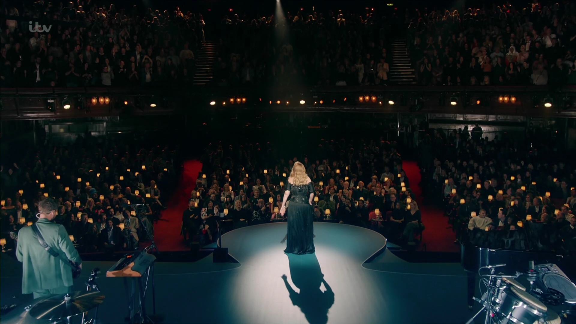 EmmaWatsonFan-dot-nl_AnAudiencewithAdele2129.jpg EmmaWatsonFan-dot-nl_AnAudiencewithAdele2129.jpg