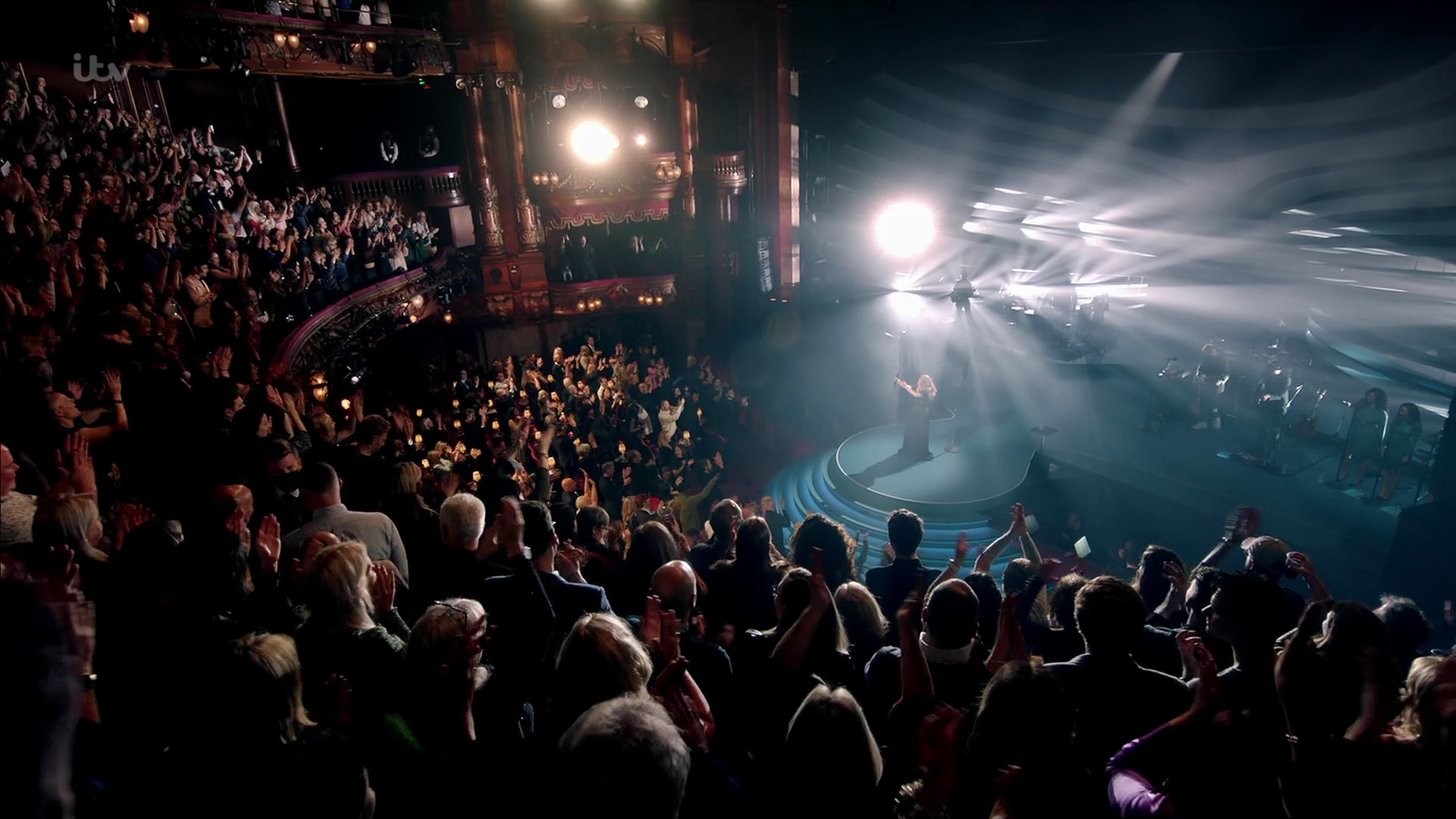 EmmaWatsonFan-dot-nl_AnAudiencewithAdele2327.jpg EmmaWatsonFan-dot-nl_AnAudiencewithAdele2327.jpg