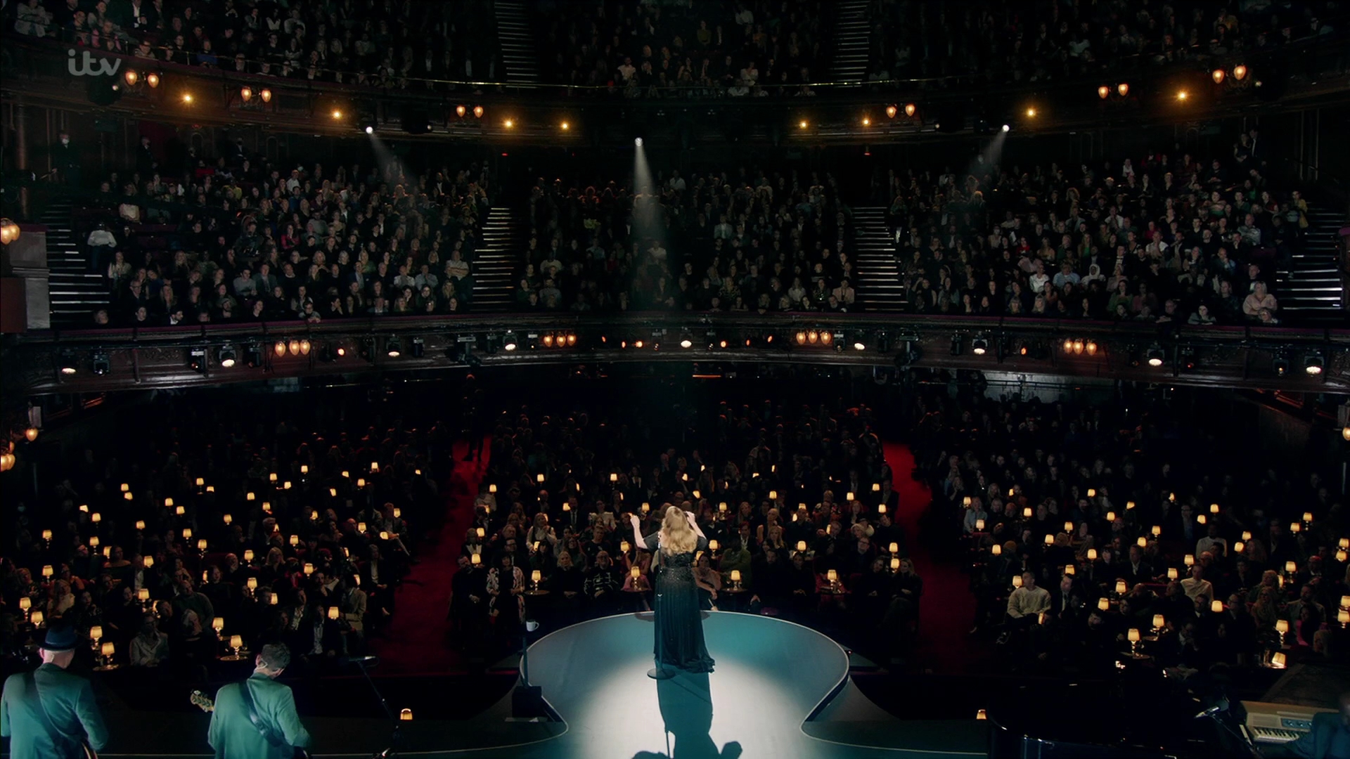 EmmaWatsonFan-dot-nl_AnAudiencewithAdele2663.jpg EmmaWatsonFan-dot-nl_AnAudiencewithAdele2663.jpg