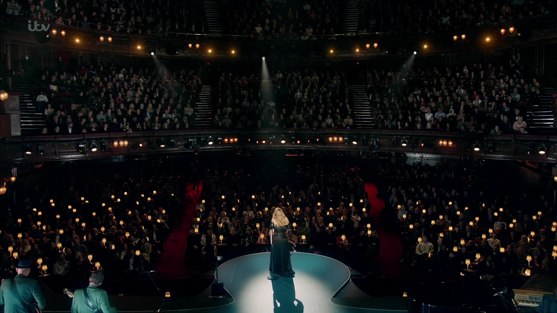 EmmaWatsonFan-dot-nl_AnAudiencewithAdele2664.jpg EmmaWatsonFan-dot-nl_AnAudiencewithAdele2664.jpg