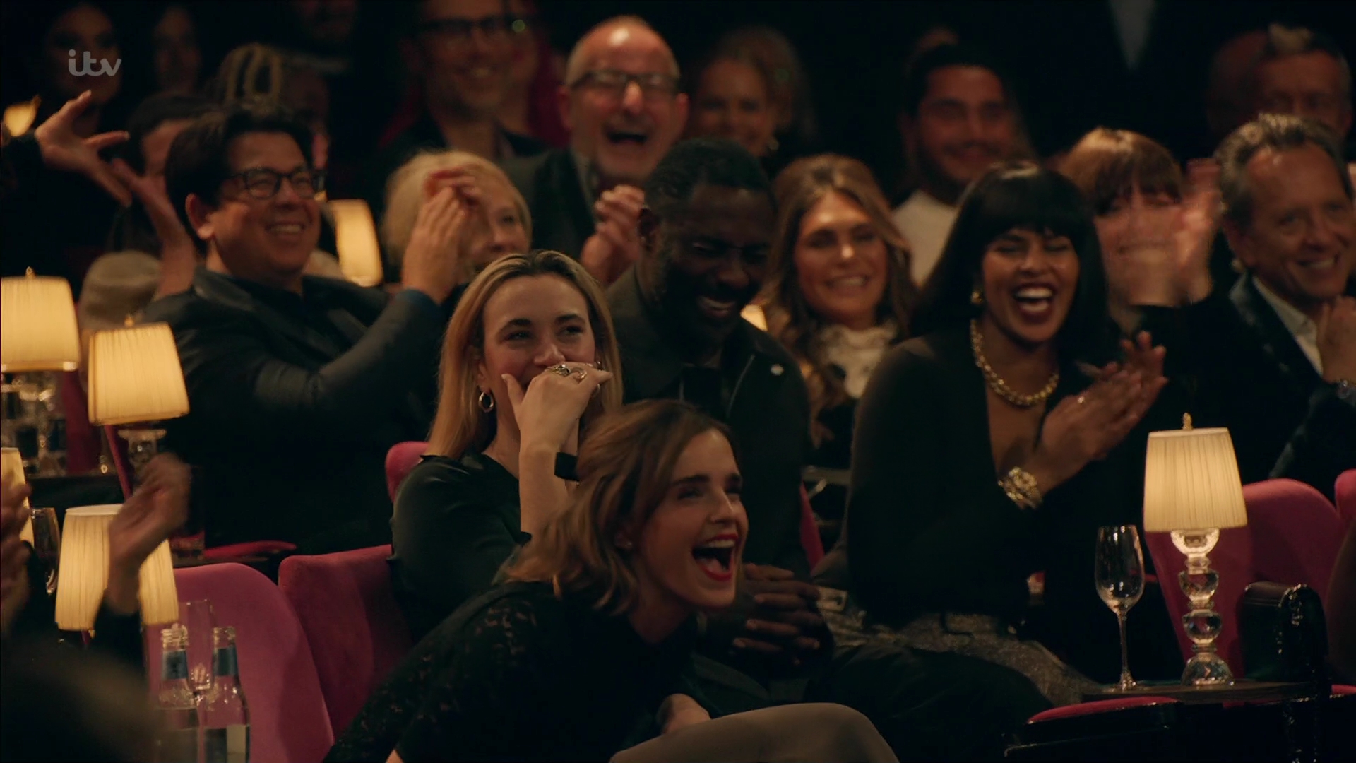 EmmaWatsonFan-dot-nl_AnAudiencewithAdele2983.jpg EmmaWatsonFan-dot-nl_AnAudiencewithAdele2983.jpg