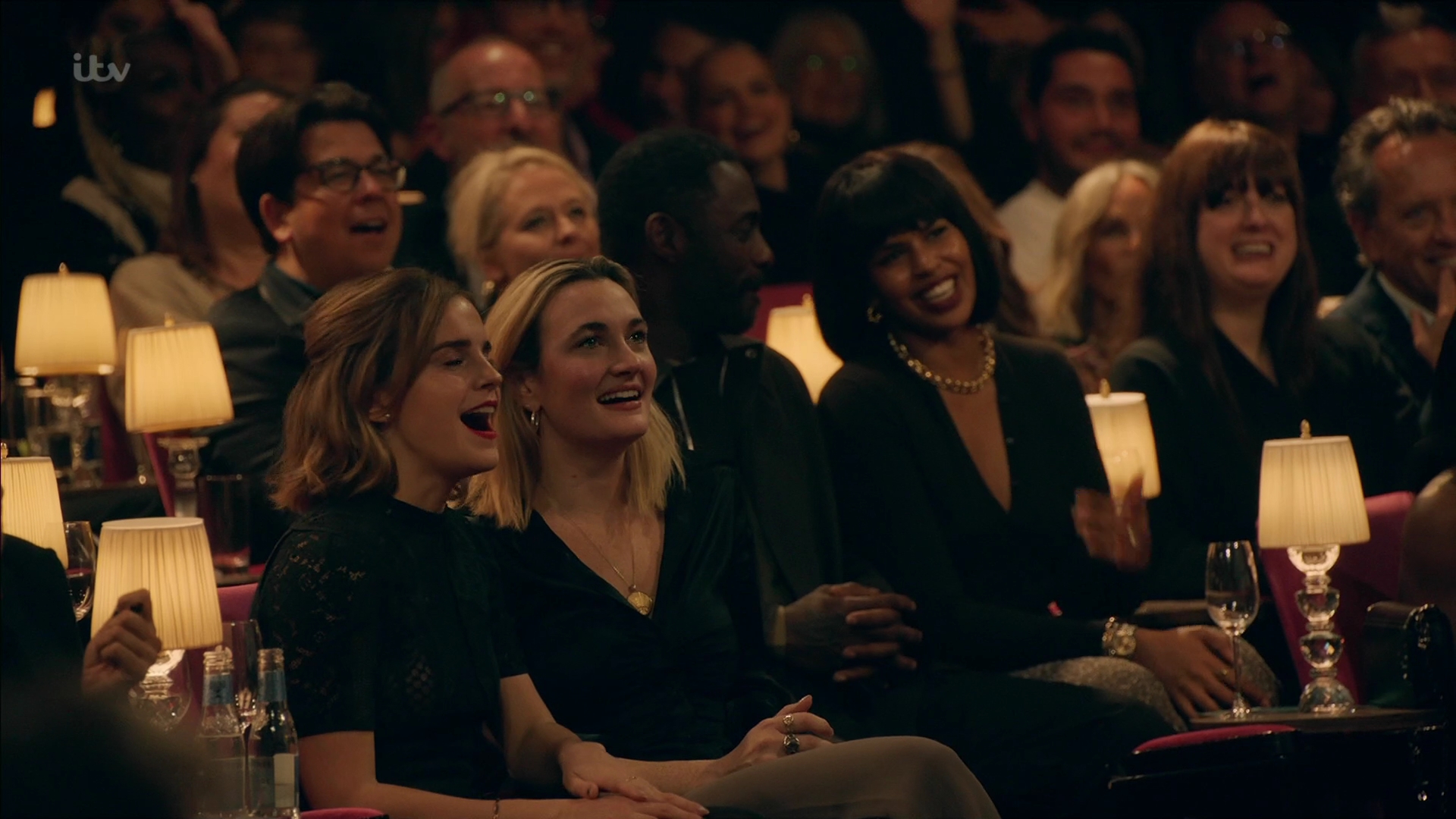 EmmaWatsonFan-dot-nl_AnAudiencewithAdele3004.jpg EmmaWatsonFan-dot-nl_AnAudiencewithAdele3004.jpg