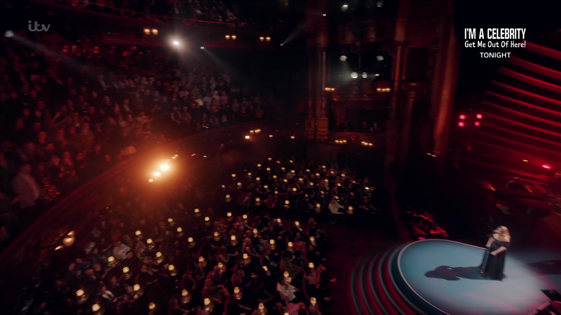 EmmaWatsonFan-dot-nl_AnAudiencewithAdele3100.jpg EmmaWatsonFan-dot-nl_AnAudiencewithAdele3100.jpg