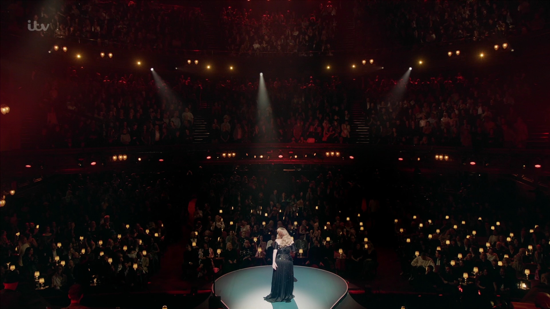 EmmaWatsonFan-dot-nl_AnAudiencewithAdele3128.jpg EmmaWatsonFan-dot-nl_AnAudiencewithAdele3128.jpg