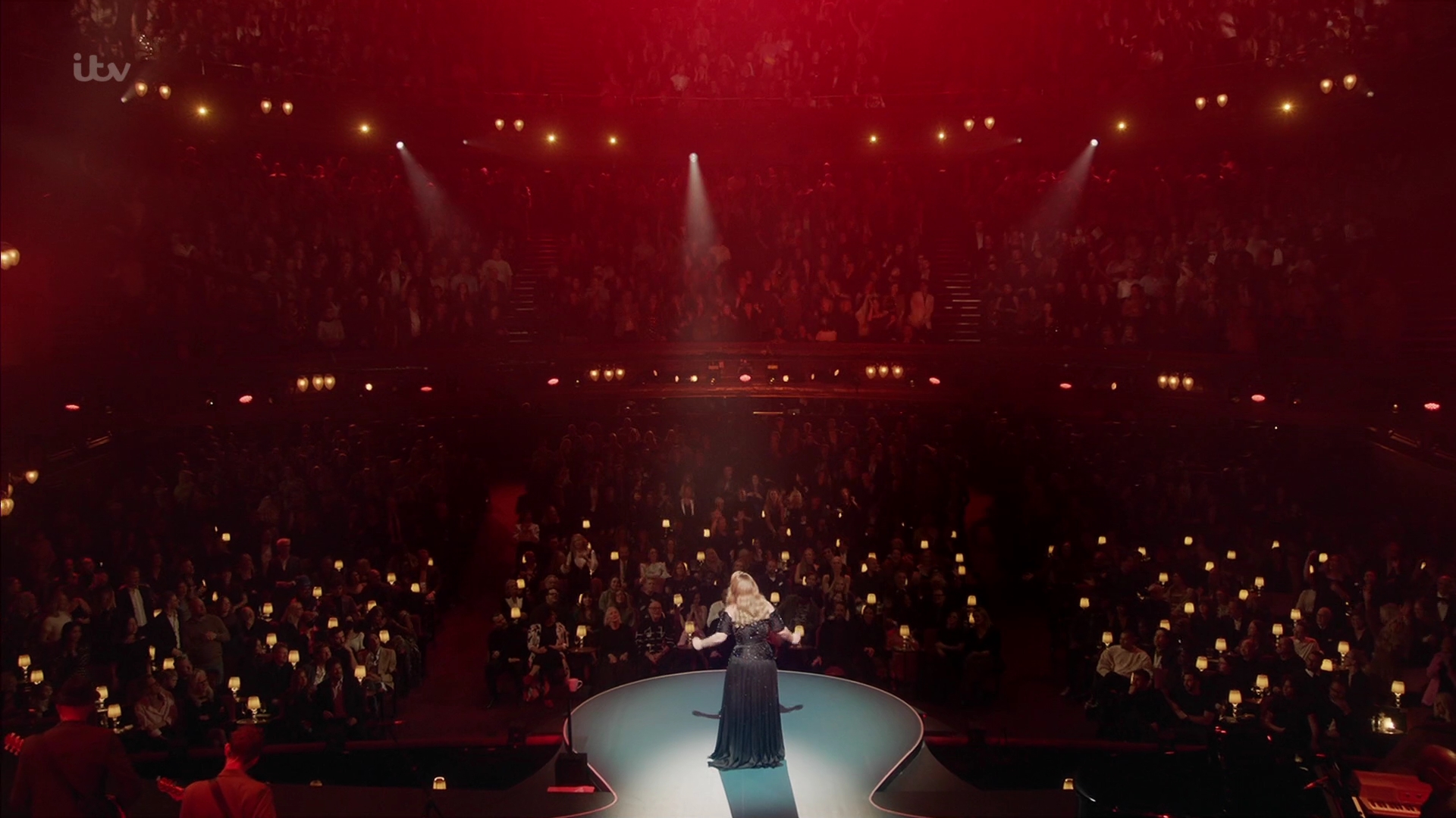 EmmaWatsonFan-dot-nl_AnAudiencewithAdele3150.jpg EmmaWatsonFan-dot-nl_AnAudiencewithAdele3150.jpg