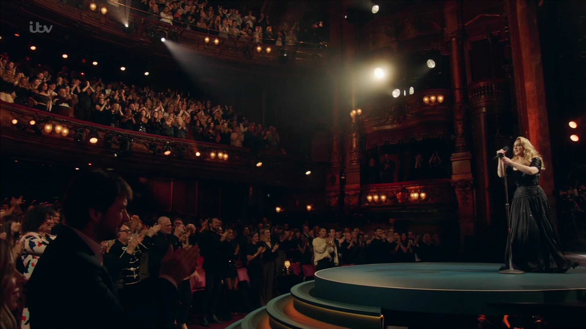 EmmaWatsonFan-dot-nl_AnAudiencewithAdele4039.jpg EmmaWatsonFan-dot-nl_AnAudiencewithAdele4039.jpg