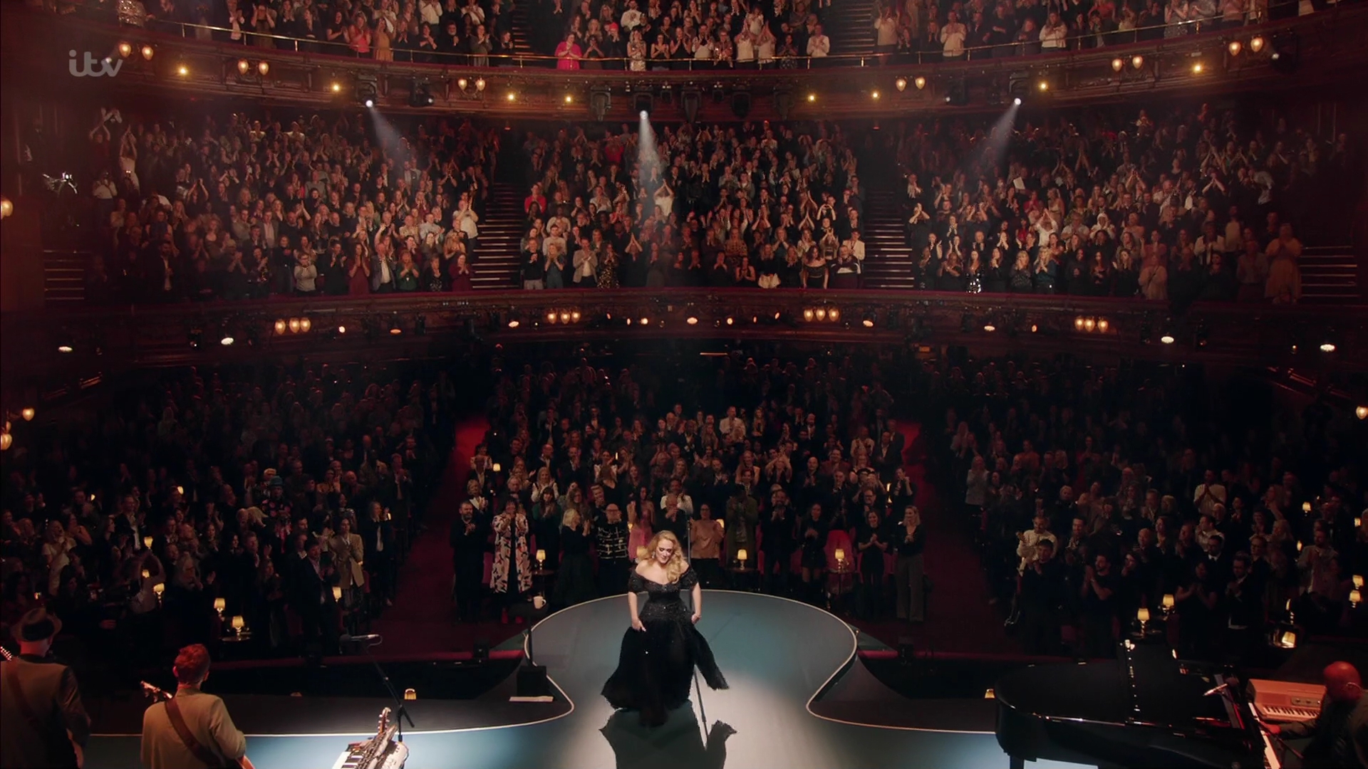 EmmaWatsonFan-dot-nl_AnAudiencewithAdele4043.jpg EmmaWatsonFan-dot-nl_AnAudiencewithAdele4043.jpg