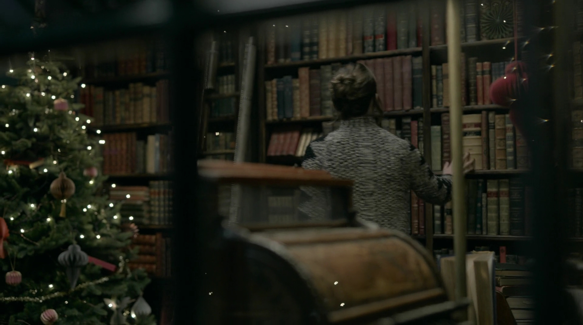 EmmaWatsonFan-dot-nl_HarryPotter-ReturnToHogwarts0019.jpg