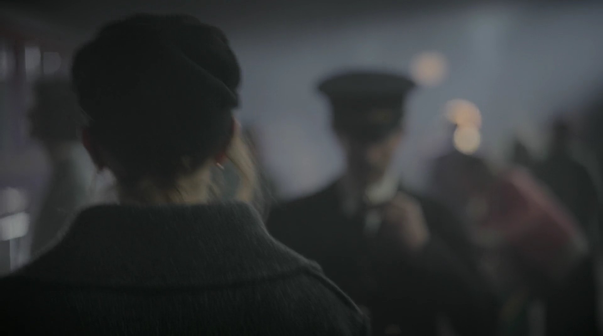 EmmaWatsonFan-dot-nl_HarryPotter-ReturnToHogwarts0082.jpg
