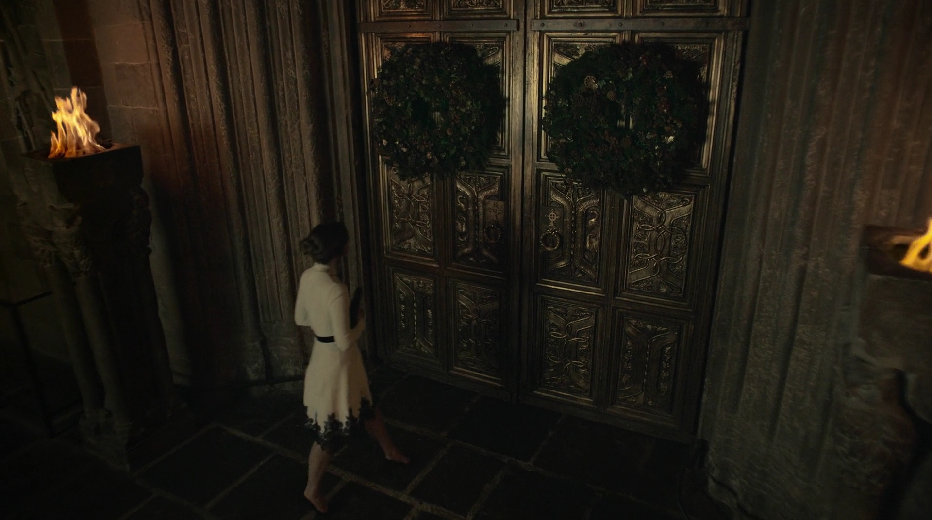 EmmaWatsonFan-dot-nl_HarryPotter-ReturnToHogwarts0127.jpg