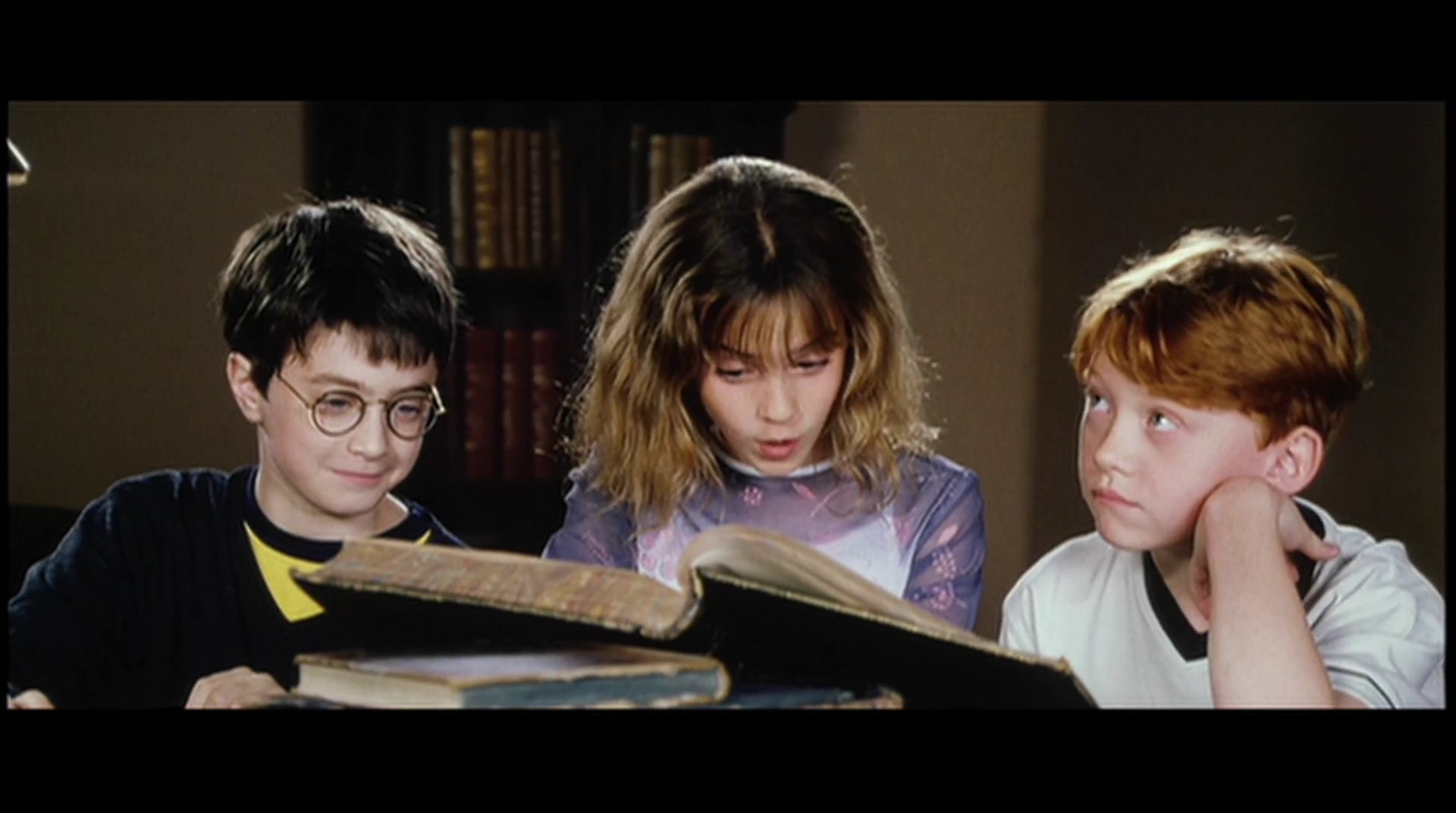 EmmaWatsonFan-dot-nl_HarryPotter-ReturnToHogwarts0600.jpg EmmaWatsonFan-dot-nl_HarryPotter-ReturnToHogwarts0600.jpg