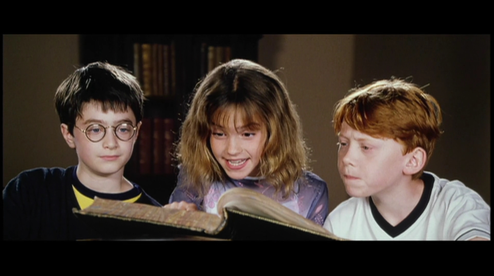 EmmaWatsonFan-dot-nl_HarryPotter-ReturnToHogwarts0607.jpg
