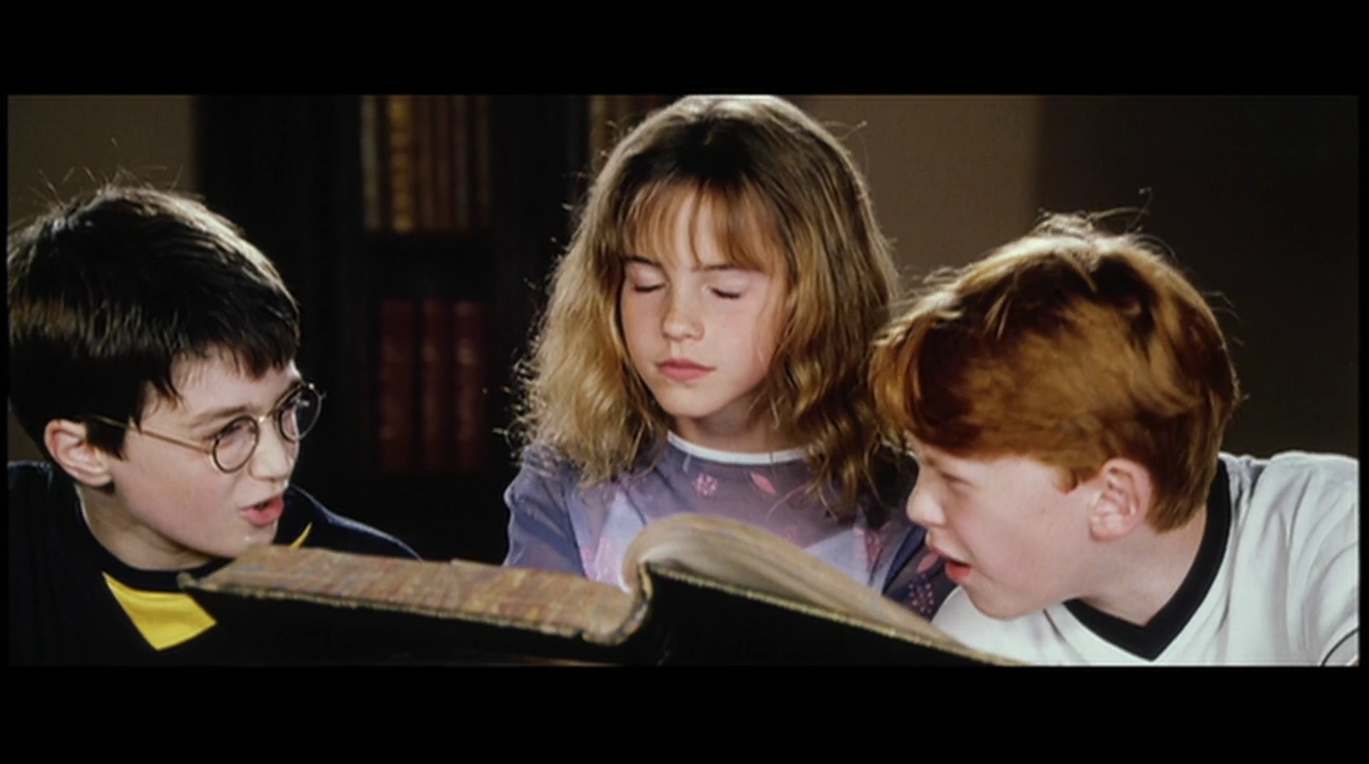 EmmaWatsonFan-dot-nl_HarryPotter-ReturnToHogwarts0615.jpg EmmaWatsonFan-dot-nl_HarryPotter-ReturnToHogwarts0615.jpg