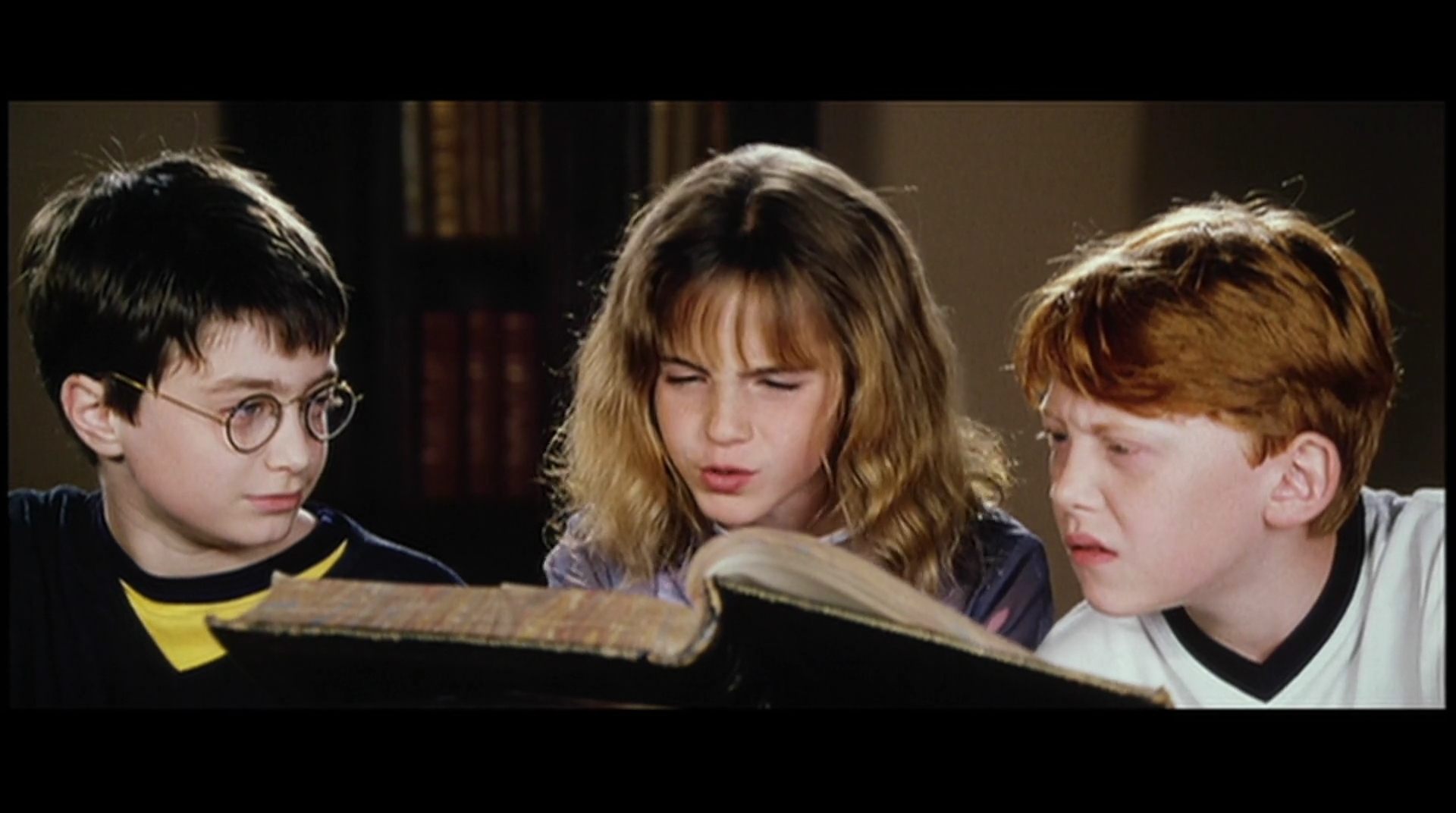 EmmaWatsonFan-dot-nl_HarryPotter-ReturnToHogwarts0617.jpg EmmaWatsonFan-dot-nl_HarryPotter-ReturnToHogwarts0617.jpg