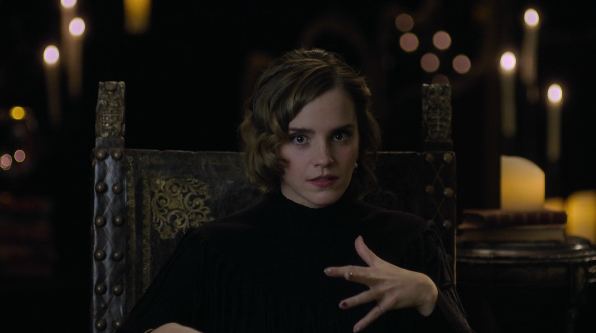 EmmaWatsonFan-dot-nl_HarryPotter-ReturnToHogwarts0747.jpg