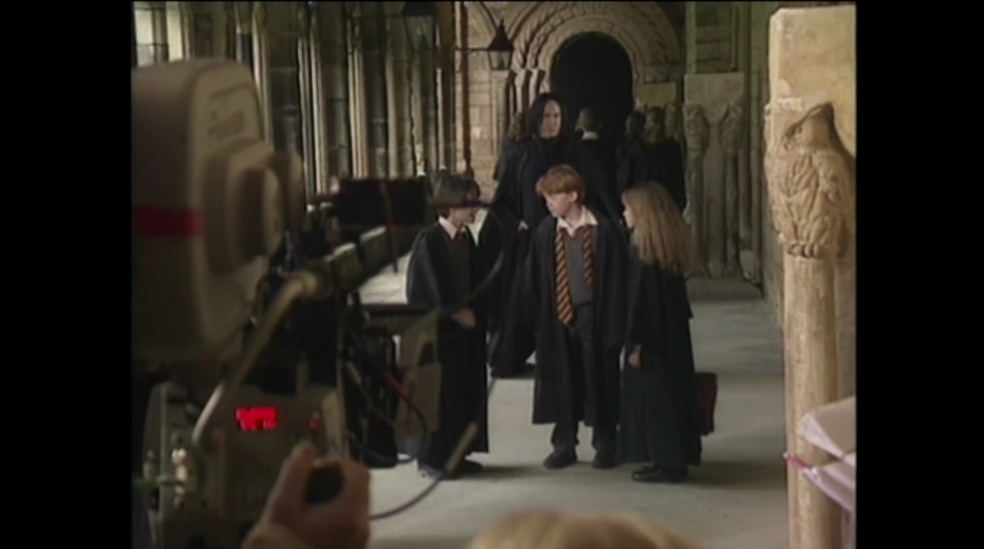 EmmaWatsonFan-dot-nl_HarryPotter-ReturnToHogwarts1002.jpg