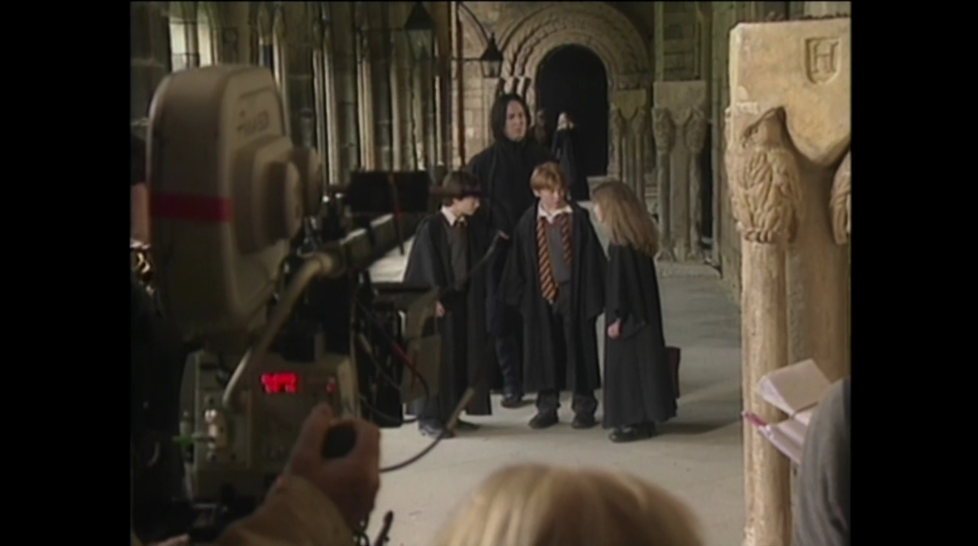 EmmaWatsonFan-dot-nl_HarryPotter-ReturnToHogwarts1005.jpg