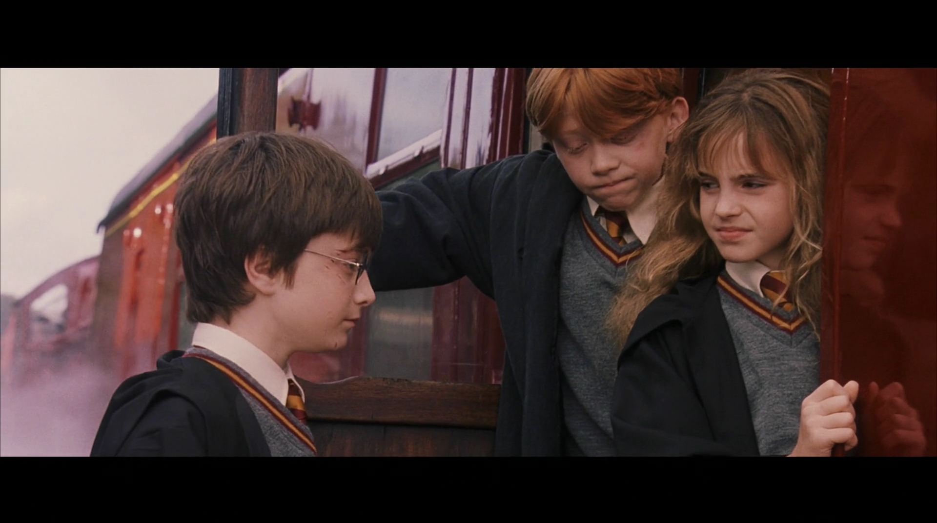EmmaWatsonFan-dot-nl_HarryPotter-ReturnToHogwarts1248.jpg
