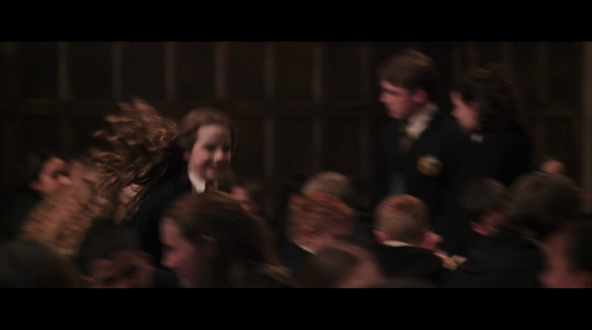 EmmaWatsonFan-dot-nl_HarryPotter-ReturnToHogwarts1698.jpg