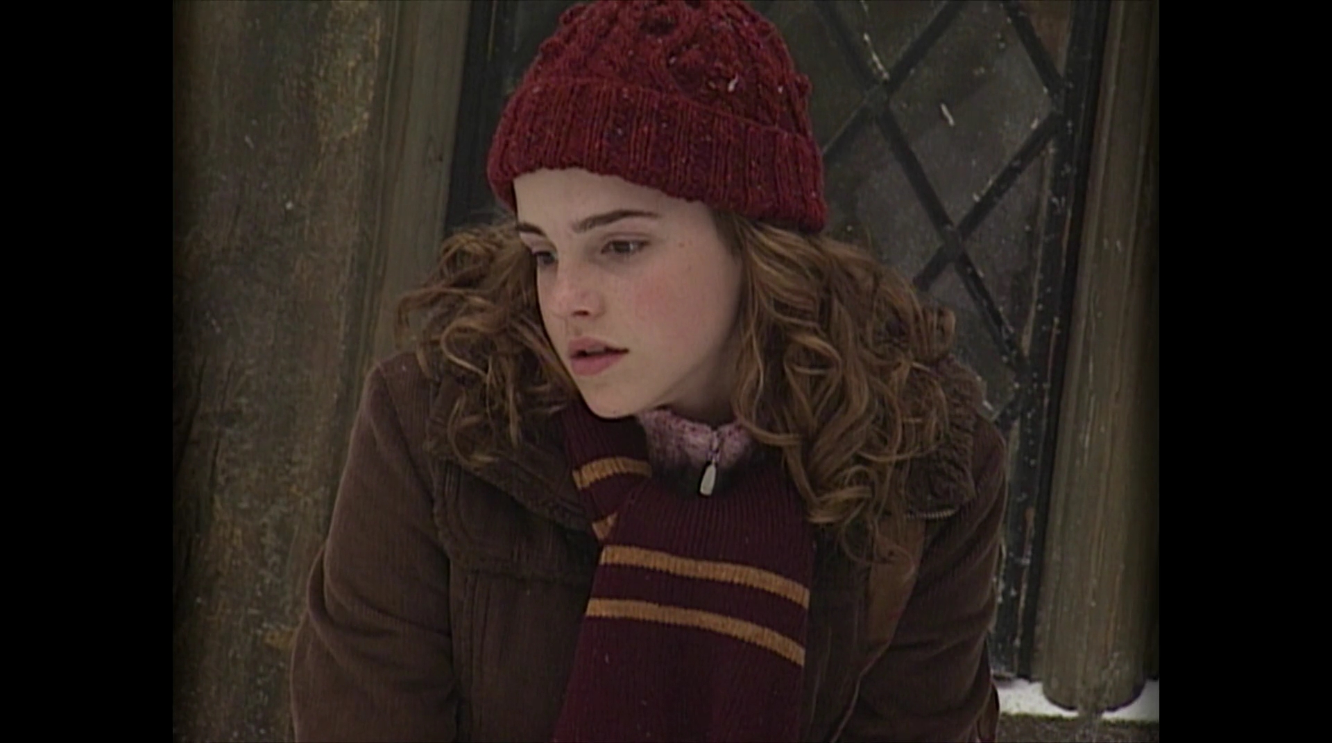 EmmaWatsonFan-dot-nl_HarryPotter-ReturnToHogwarts1898.jpg