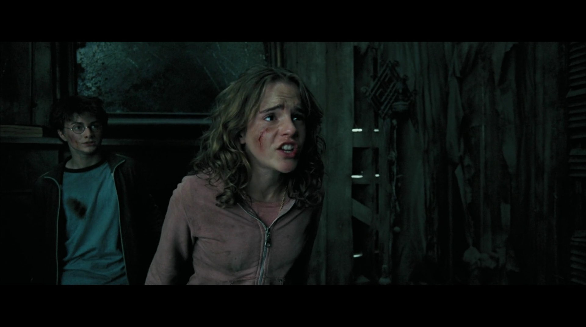 EmmaWatsonFan-dot-nl_HarryPotter-ReturnToHogwarts2130.jpg