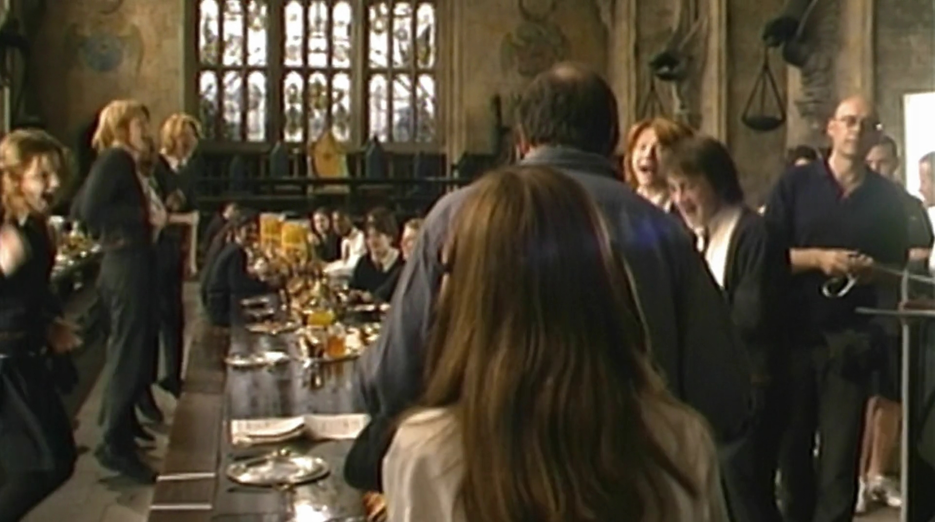 EmmaWatsonFan-dot-nl_HarryPotter-ReturnToHogwarts2416.jpg