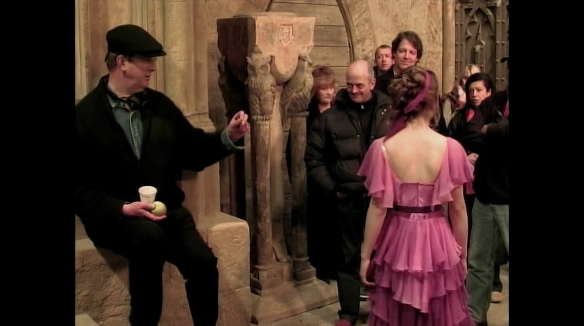 EmmaWatsonFan-dot-nl_HarryPotter-ReturnToHogwarts2894.jpg EmmaWatsonFan-dot-nl_HarryPotter-ReturnToHogwarts2894.jpg