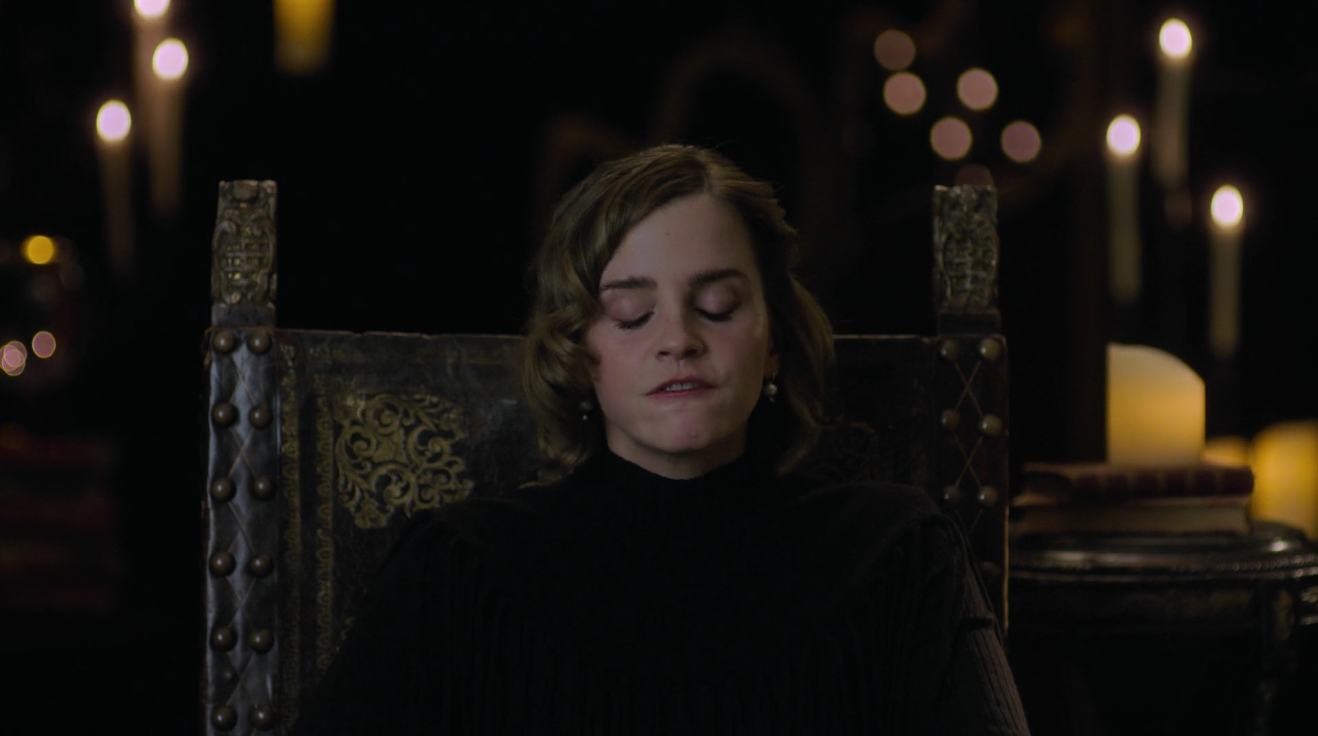EmmaWatsonFan-dot-nl_HarryPotter-ReturnToHogwarts2966.jpg