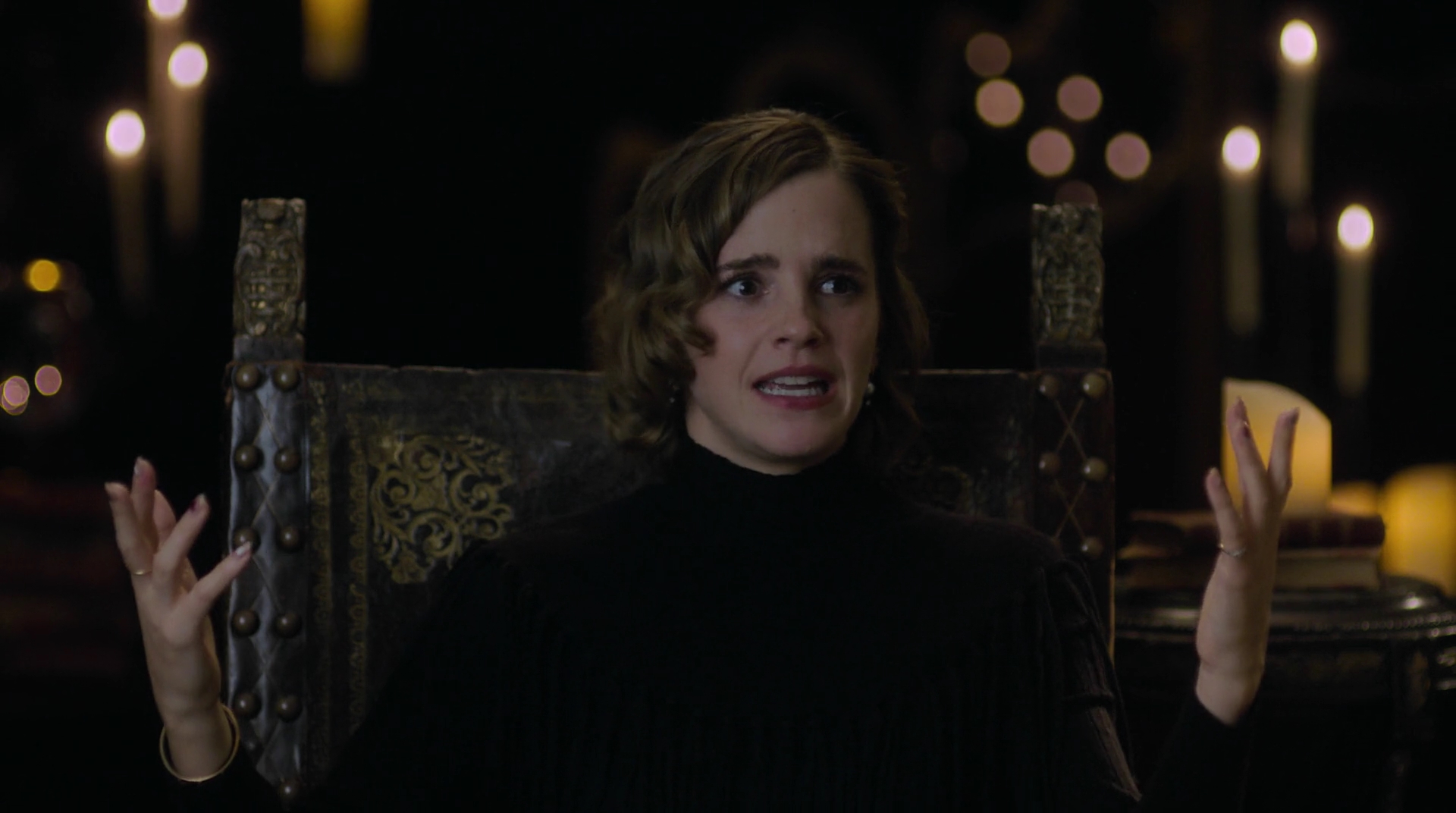 EmmaWatsonFan-dot-nl_HarryPotter-ReturnToHogwarts2978.jpg