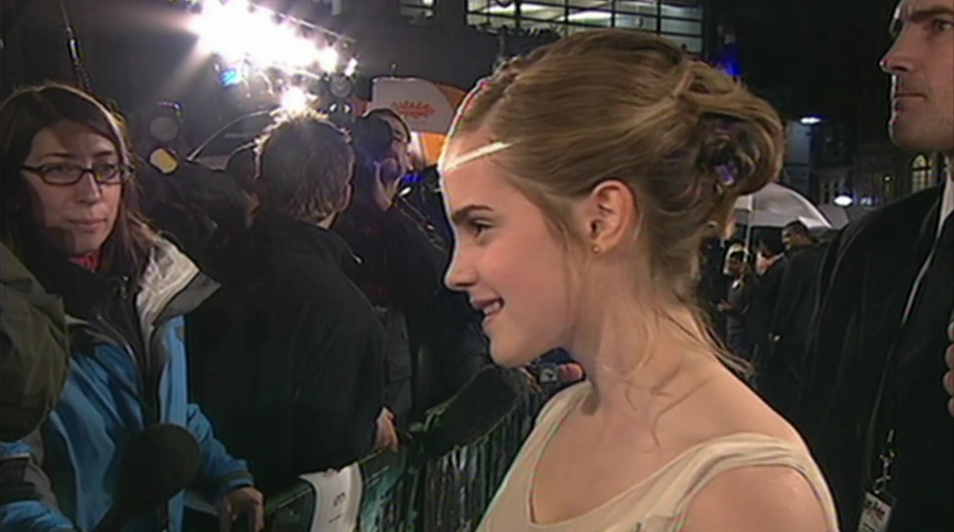 EmmaWatsonFan-dot-nl_HarryPotter-ReturnToHogwarts3723.jpg
