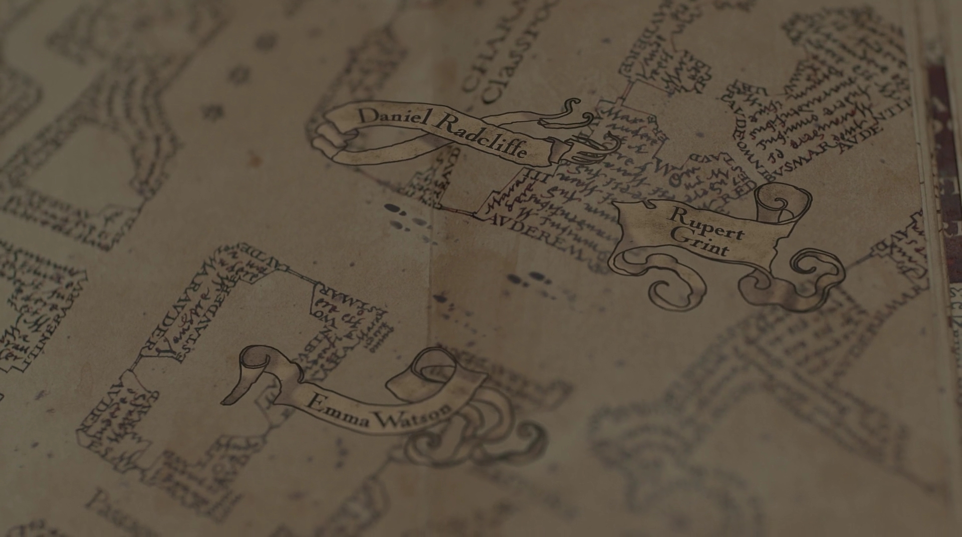 EmmaWatsonFan-dot-nl_HarryPotter-ReturnToHogwarts4691.jpg EmmaWatsonFan-dot-nl_HarryPotter-ReturnToHogwarts4691.jpg