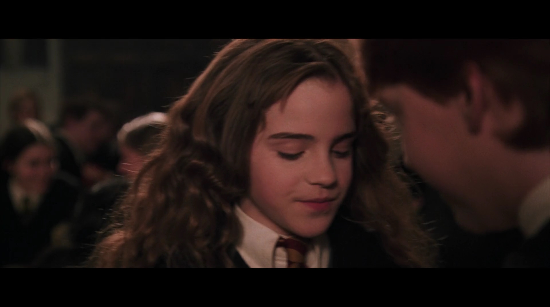 EmmaWatsonFan-dot-nl_HarryPotter-ReturnToHogwarts5119.jpg