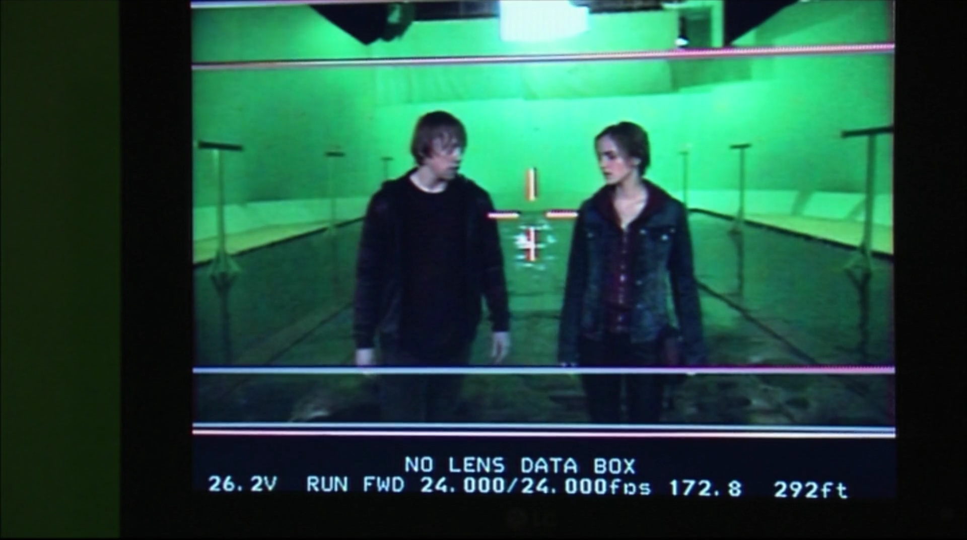 EmmaWatsonFan-dot-nl_HarryPotter-ReturnToHogwarts5188.jpg EmmaWatsonFan-dot-nl_HarryPotter-ReturnToHogwarts5188.jpg