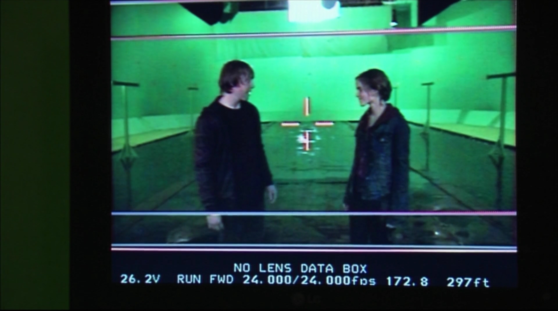 EmmaWatsonFan-dot-nl_HarryPotter-ReturnToHogwarts5191.jpg EmmaWatsonFan-dot-nl_HarryPotter-ReturnToHogwarts5191.jpg