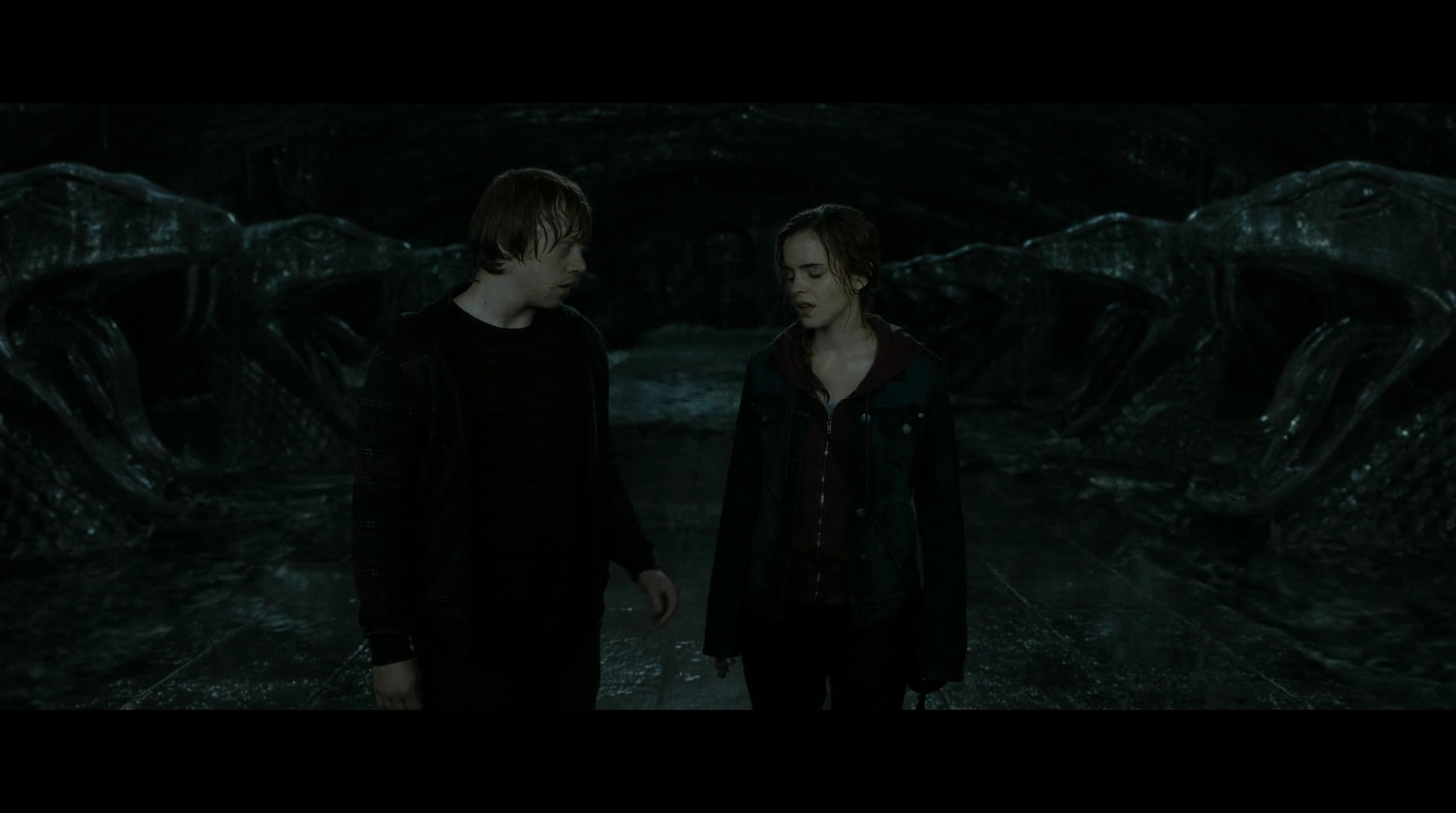 EmmaWatsonFan-dot-nl_HarryPotter-ReturnToHogwarts5247.jpg EmmaWatsonFan-dot-nl_HarryPotter-ReturnToHogwarts5247.jpg