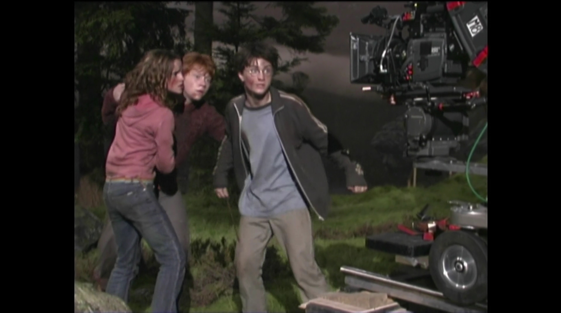 EmmaWatsonFan-dot-nl_HarryPotter-ReturnToHogwarts5272.jpg EmmaWatsonFan-dot-nl_HarryPotter-ReturnToHogwarts5272.jpg