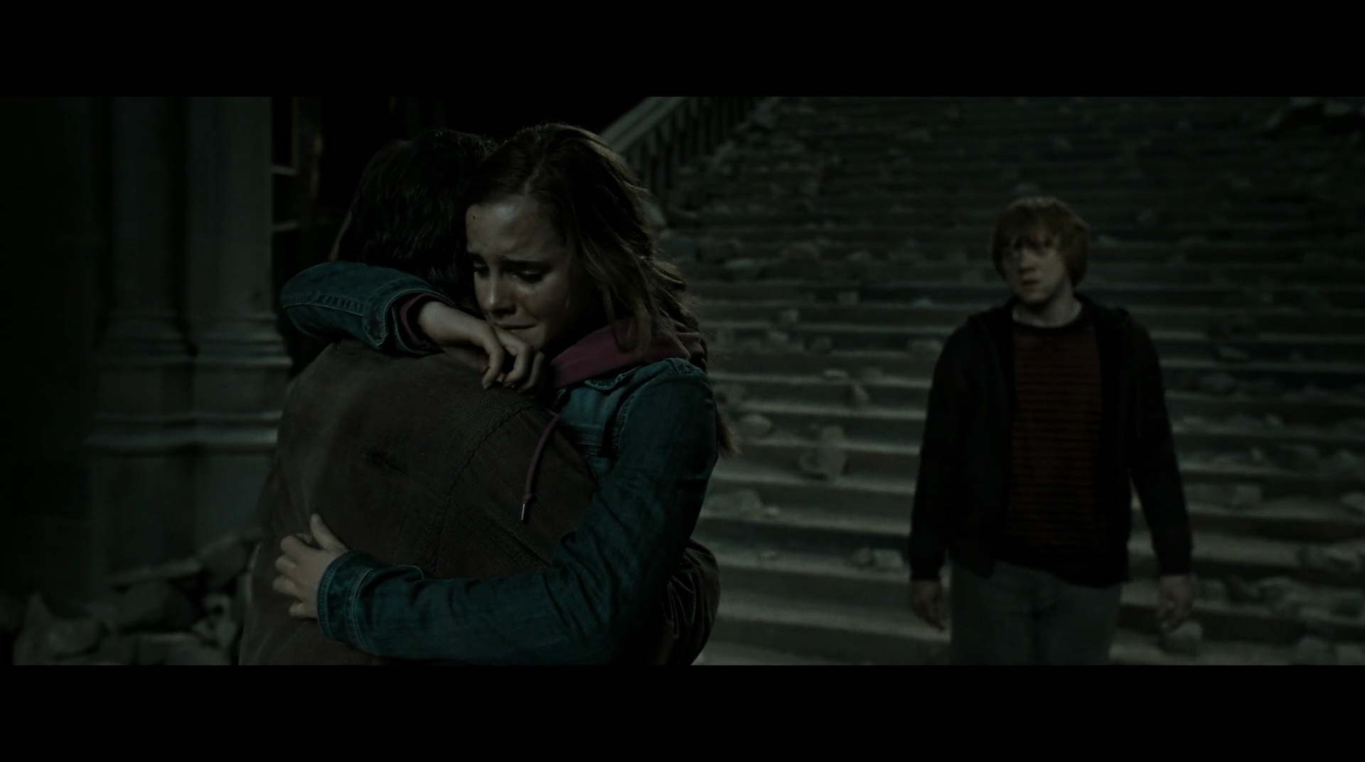 EmmaWatsonFan-dot-nl_HarryPotter-ReturnToHogwarts5292.jpg EmmaWatsonFan-dot-nl_HarryPotter-ReturnToHogwarts5292.jpg
