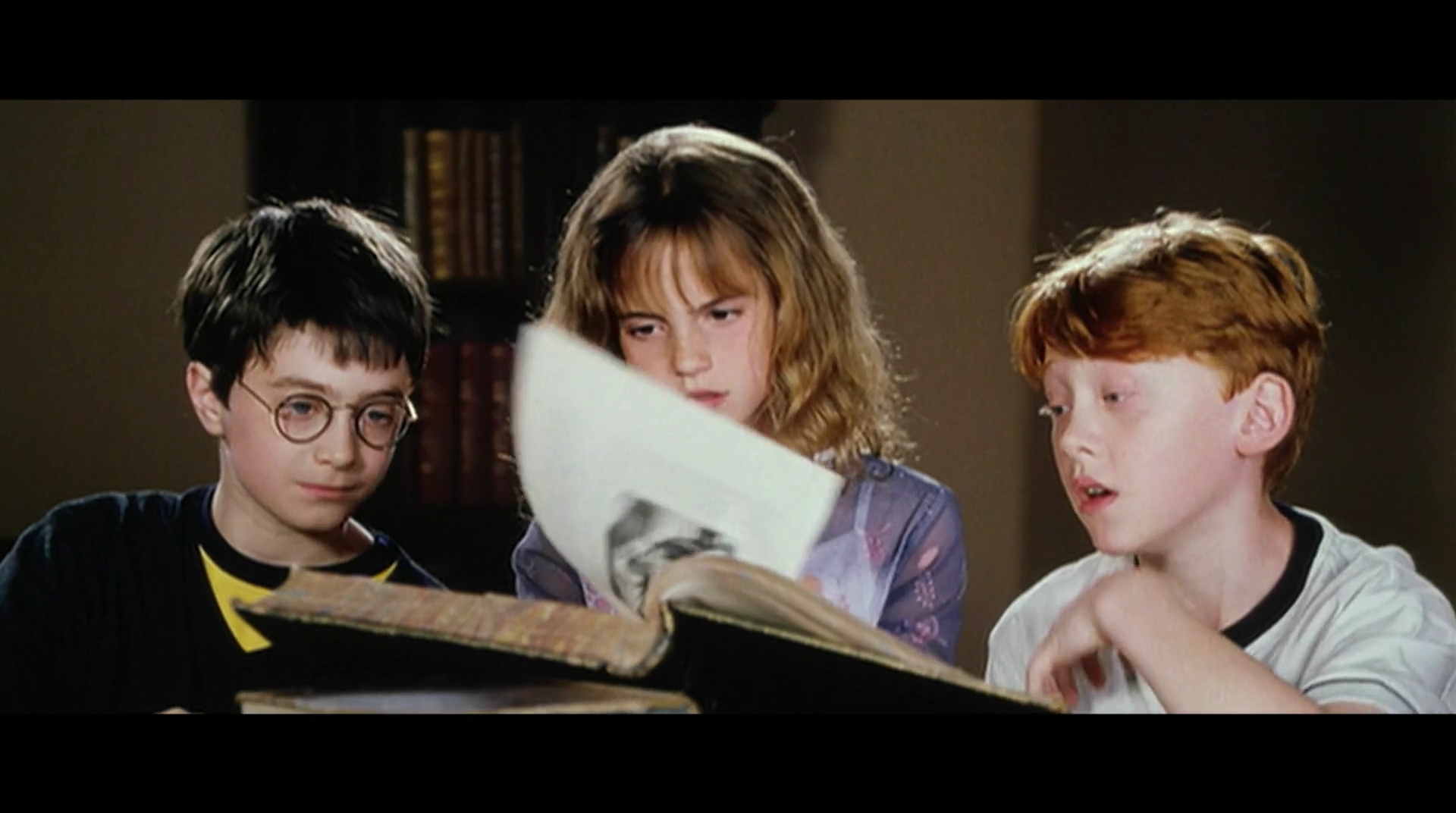 EmmaWatsonFan-dot-nl_HarryPotter-ReturnToHogwarts5612.jpg EmmaWatsonFan-dot-nl_HarryPotter-ReturnToHogwarts5612.jpg