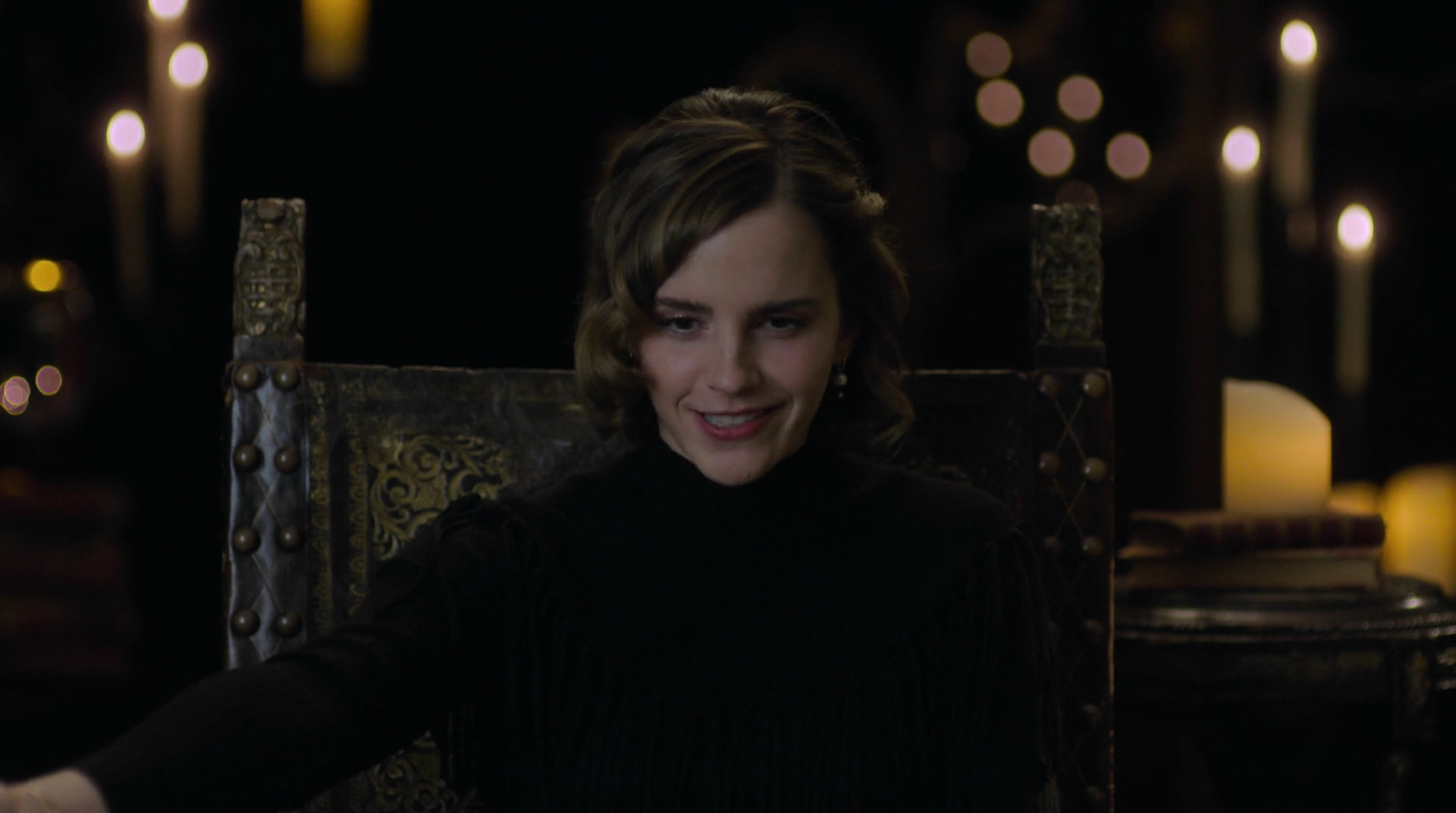 EmmaWatsonFan-dot-nl_HarryPotter-ReturnToHogwarts5725.jpg