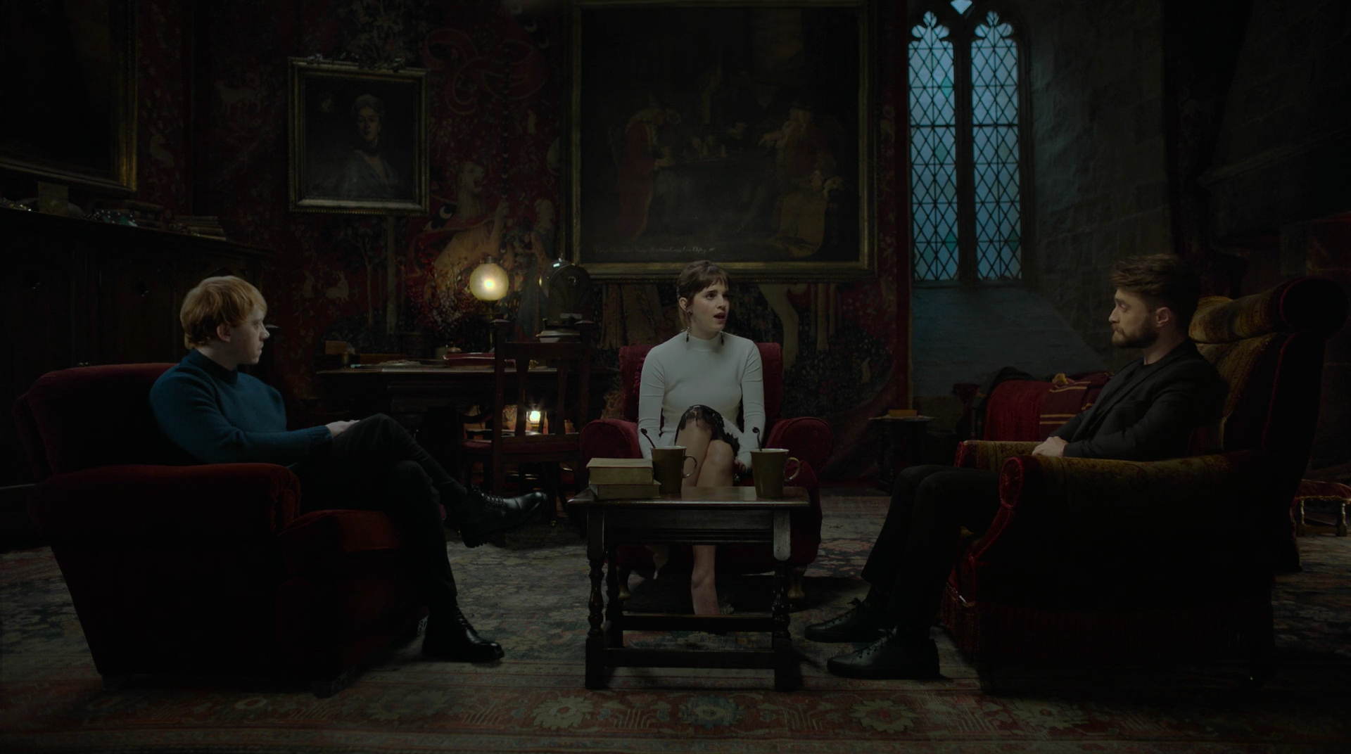 EmmaWatsonFan-dot-nl_HarryPotter-ReturnToHogwarts5802.jpg