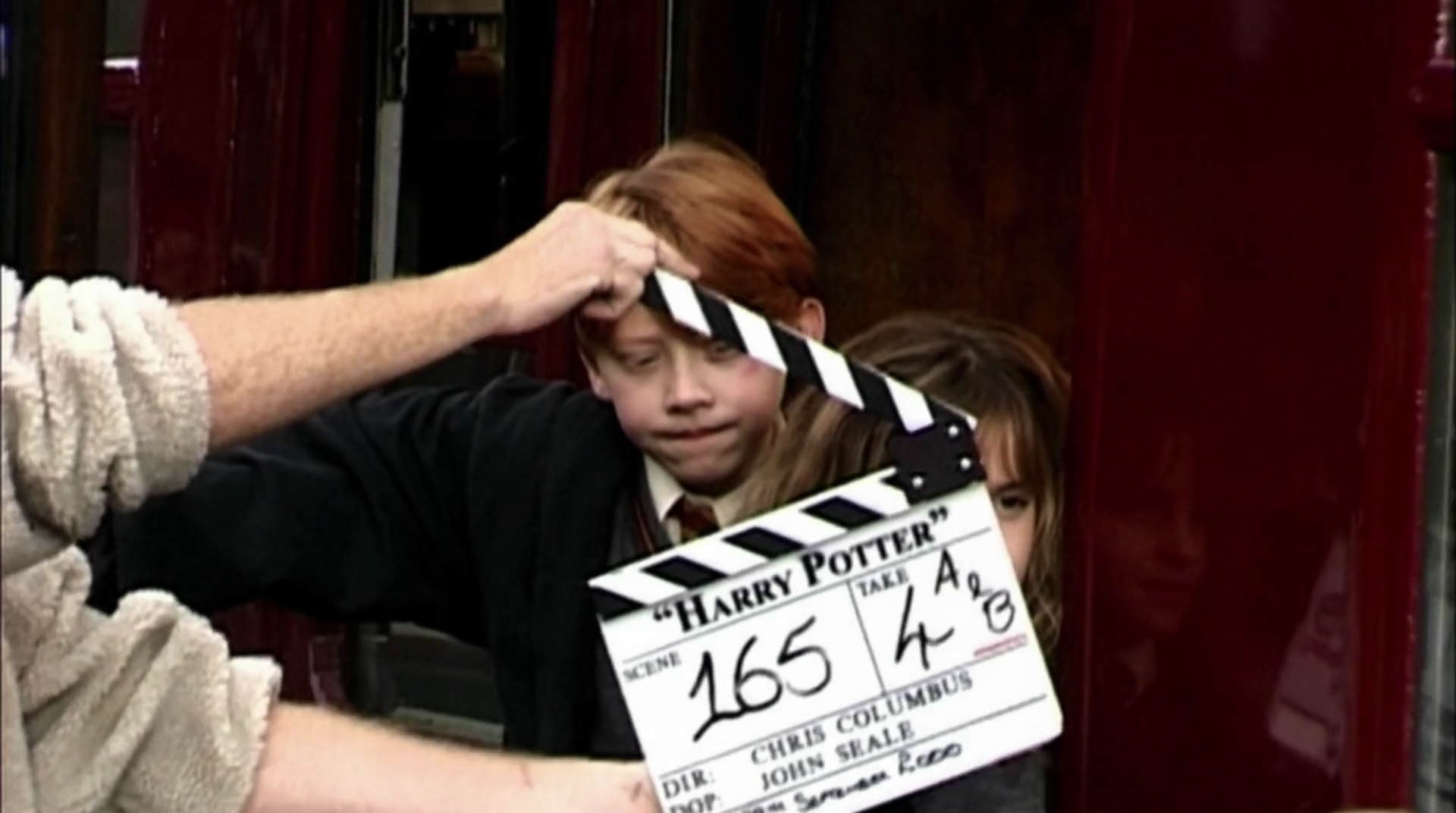 EmmaWatsonFan-dot-nl_HarryPotter-ReturnToHogwarts6027.jpg