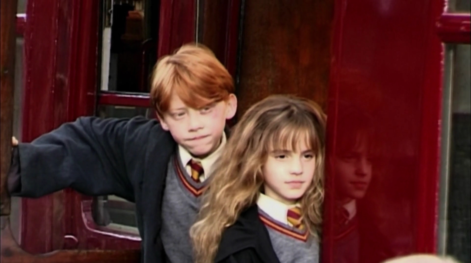 EmmaWatsonFan-dot-nl_HarryPotter-ReturnToHogwarts6031.jpg