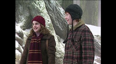 EmmaWatsonFan-dot-nl_HarryPotter-ReturnToHogwarts2244.jpg